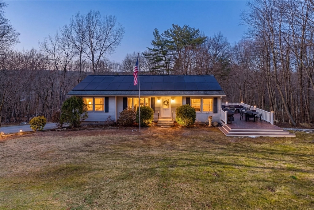 27 Mumford Road Sutton, MA 01590 - Photo 1 of 31