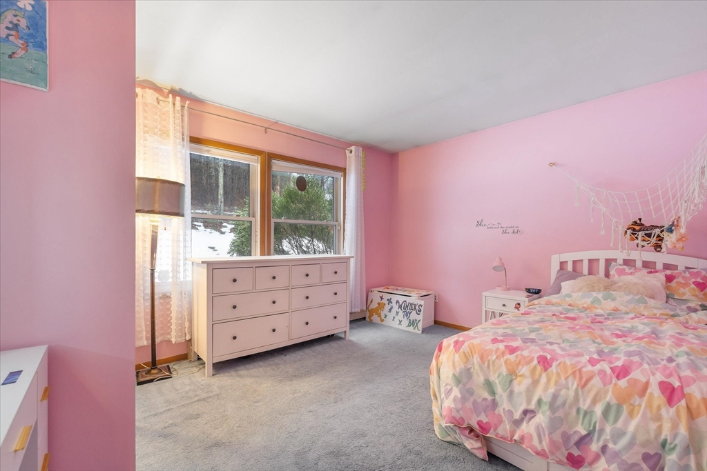 27 Mumford Road Sutton, MA 01590 - Photo 13 of 31