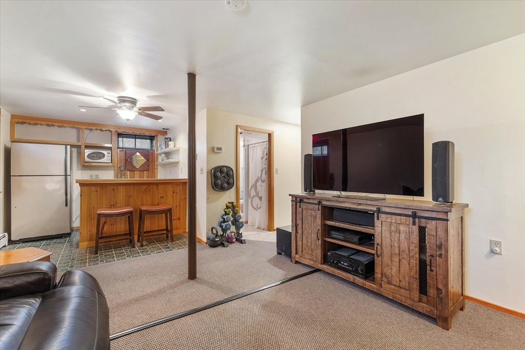 27 Mumford Road Sutton, MA 01590 - Photo 19 of 31