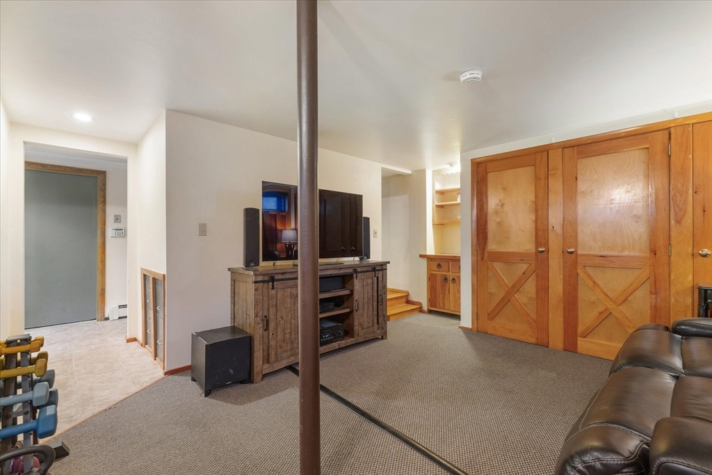 27 Mumford Road Sutton, MA 01590 - Photo 20 of 31