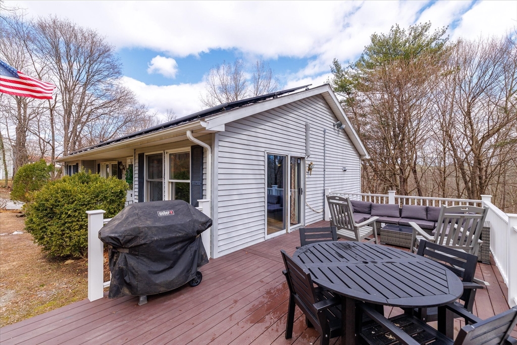 27 Mumford Road Sutton, MA 01590 - Photo 25 of 31