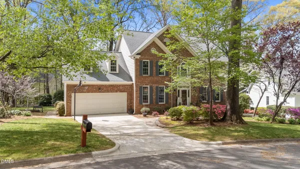 $775,000 | 103 Hollycliff Lane, Cary, NC 27518