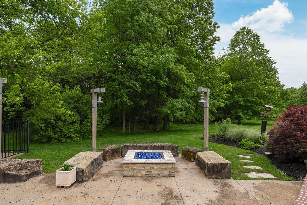 2989 Old Path Road Blacklick, OH 43004 - Photo 78 of 87 Firepit.