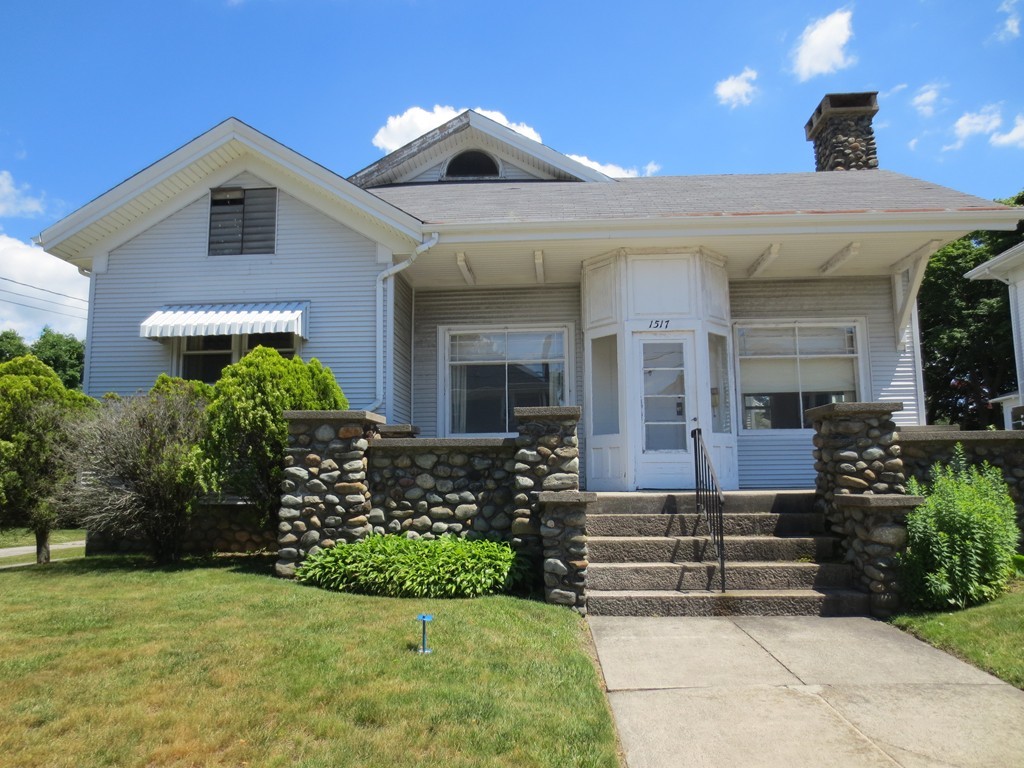1517 Robeson Street Fall River, MA 02720 - Photo 26 of 30 Gallery Image 26