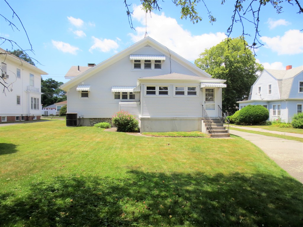 1517 Robeson Street Fall River, MA 02720 - Photo 3 of 30 Gallery Image 3