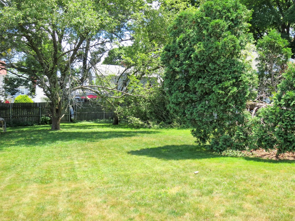 1517 Robeson Street Fall River, MA 02720 - Photo 5 of 30 Gallery Image 5