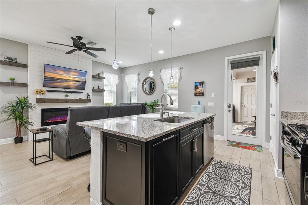 13019 Batten Lane Odessa, FL 33556 - Photo 17 of 58