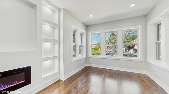 $364,000 | 7545 South Perry Avenue, Chicago, IL 60620