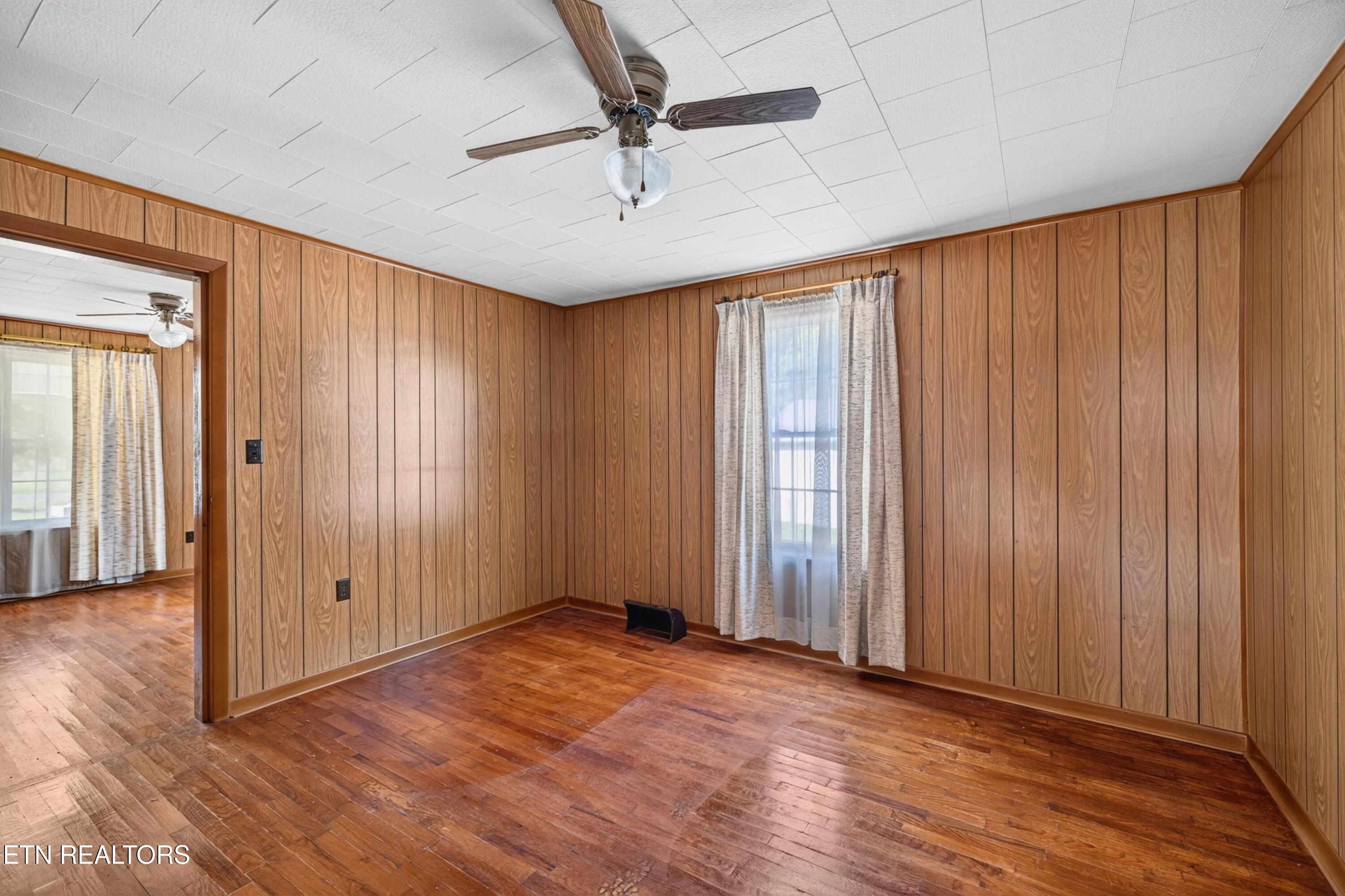 130 Walnut Lane Rutledge, TN 37861 - Photo 10 of 35 012-130WalnutLane-Rutledge-TN-37861-SMAL