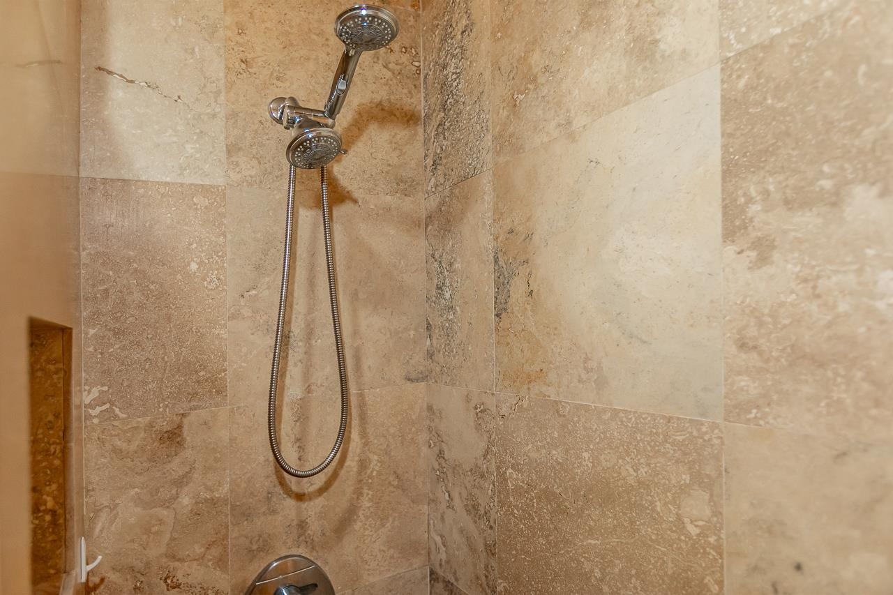2381 South Kihei Road, Unit B107 Kihei, HI 96753 - Photo 15 of 29 a bathroom with a shower