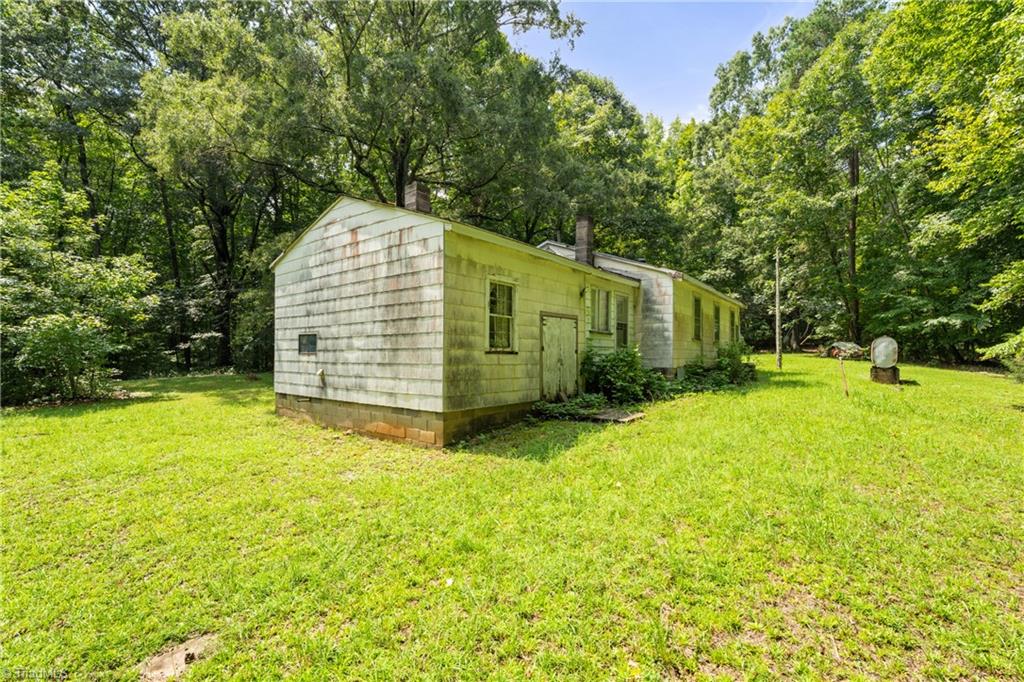 955 Valleystream Road Winston-Salem, NC 27104 - Photo 13 of 19 Gallery Image 13