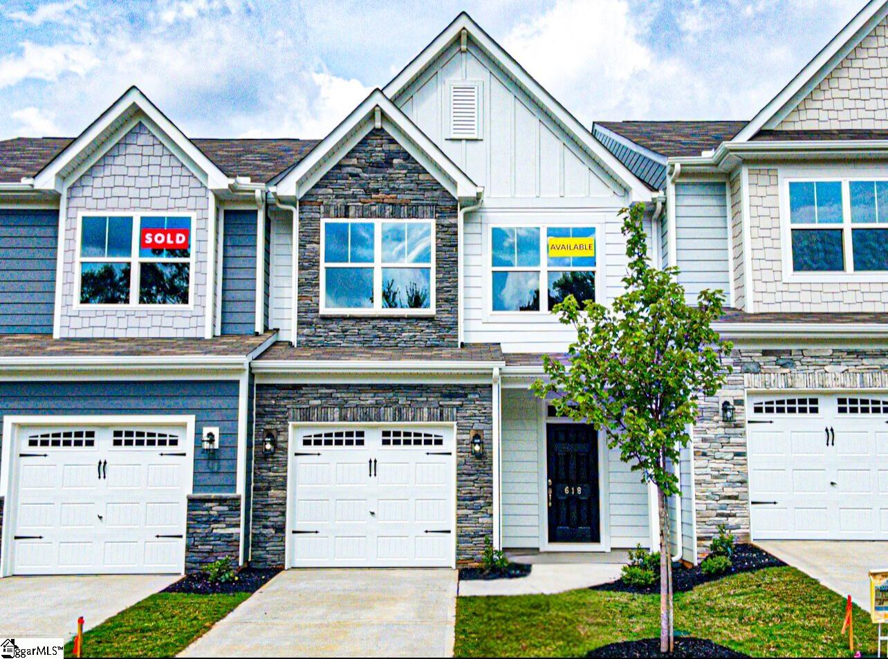618 Autumn Lake Road Simpsonville, SC 29681 - Photo 1 of 20 Gallery Image 1