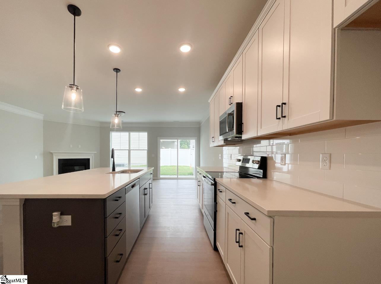 618 Autumn Lake Road Simpsonville, SC 29681 - Photo 6 of 20 Gallery Image 6