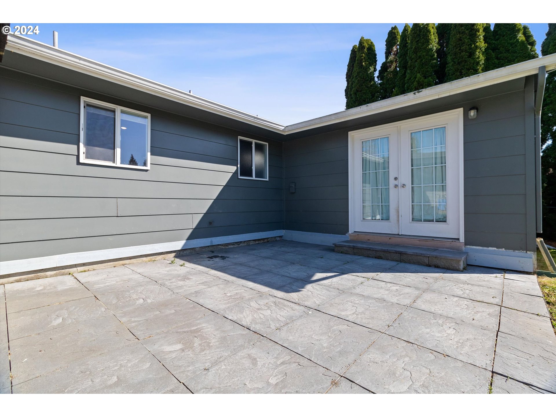 8412 Northeast 27th Avenue Vancouver, WA 98665 - Photo 32 of 36 a view of house with backyard space