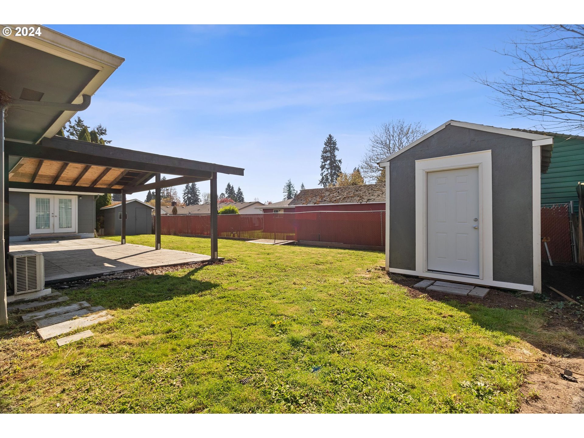 8412 Northeast 27th Avenue Vancouver, WA 98665 - Photo 35 of 36 a view of a house with backyard and porch