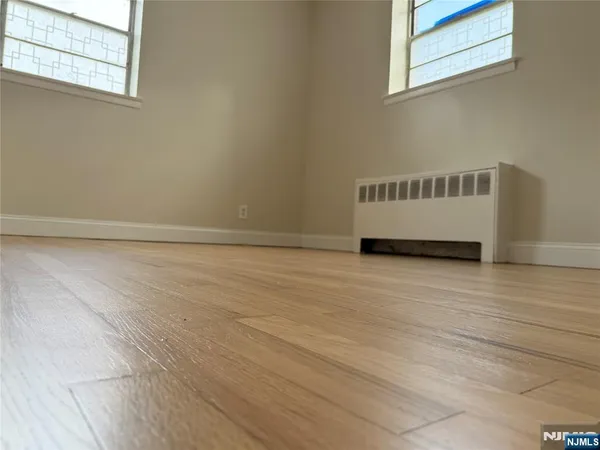 $2,200 | 330 Northwood Way, Unit 10, Palisades Park, NJ 07650