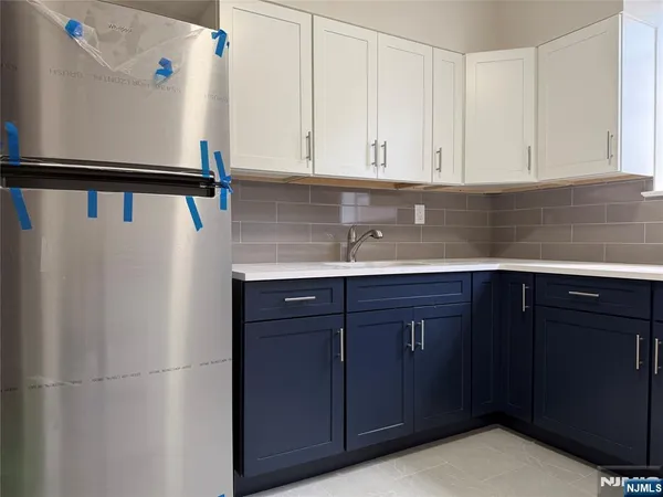 $2,200 | 330 Northwood Way, Unit 10, Palisades Park, NJ 07650