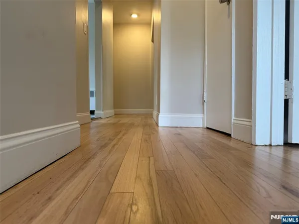 $2,200 | 330 Northwood Way, Unit 10, Palisades Park, NJ 07650