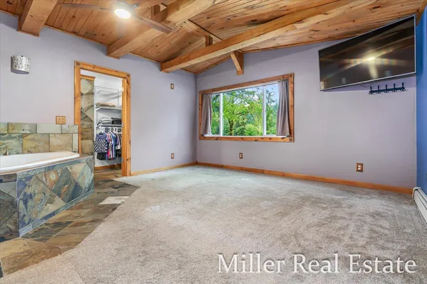 $549,900 | 9374 Highway 43, Delton, MI 49046