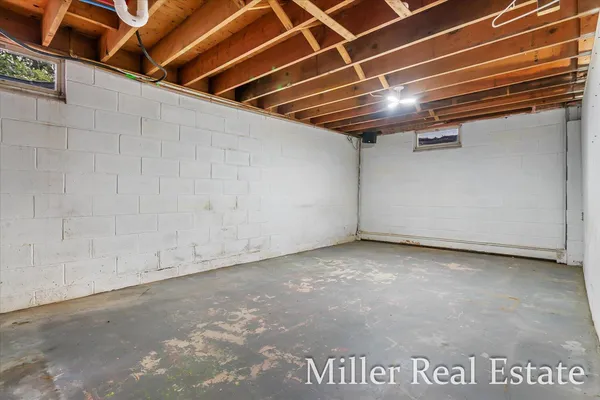 $549,900 | 9374 Highway 43, Delton, MI 49046