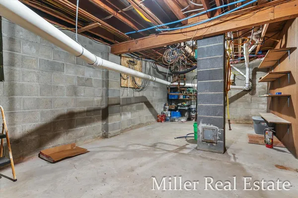 $549,900 | 9374 Highway 43, Delton, MI 49046