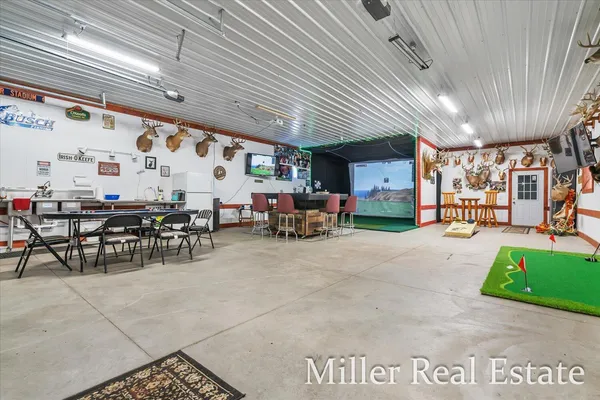 $549,900 | 9374 Highway 43, Delton, MI 49046