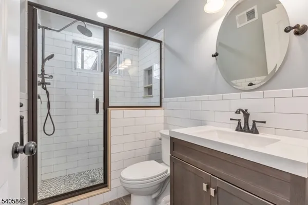 $899,000 | 81 Hutchinson Street, Clark, NJ 07066