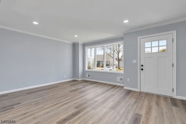 $899,000 | 81 Hutchinson Street, Clark, NJ 07066