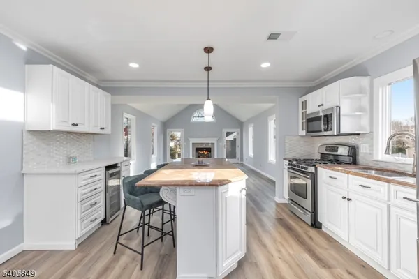 $899,000 | 81 Hutchinson Street, Clark, NJ 07066