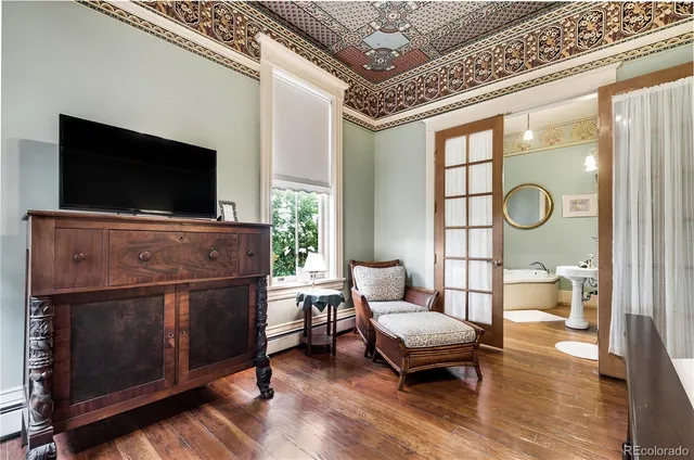 $2,995,000 | 2555 West 37th Avenue, Denver, CO 80211