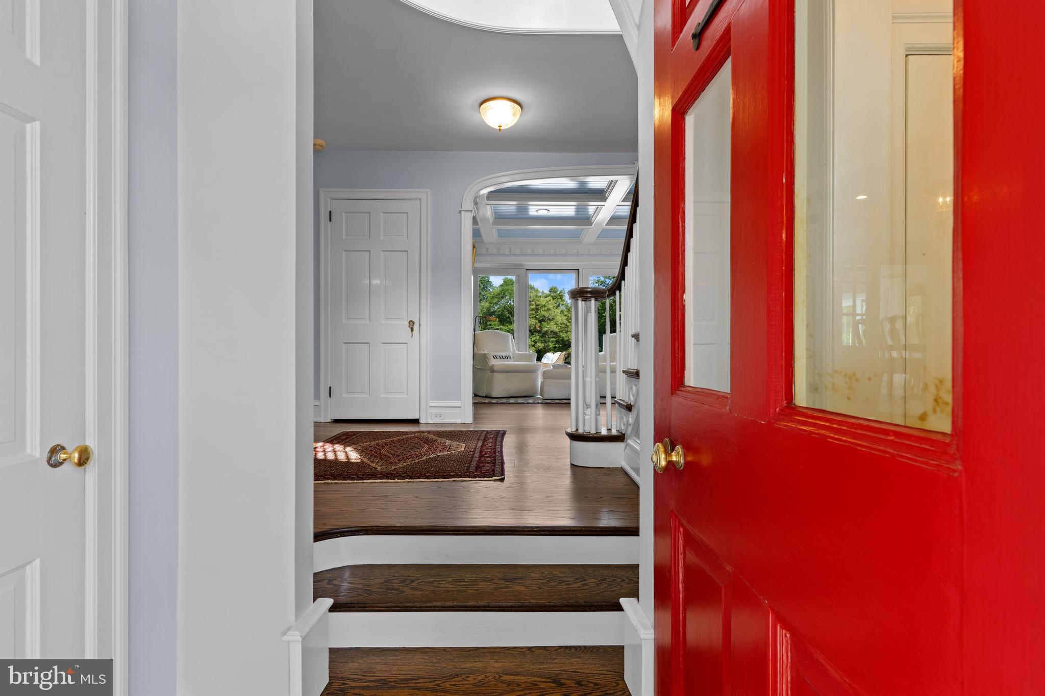136 Grubb Road Malvern, PA 19355 - Photo 15 of 91 Formal entrance