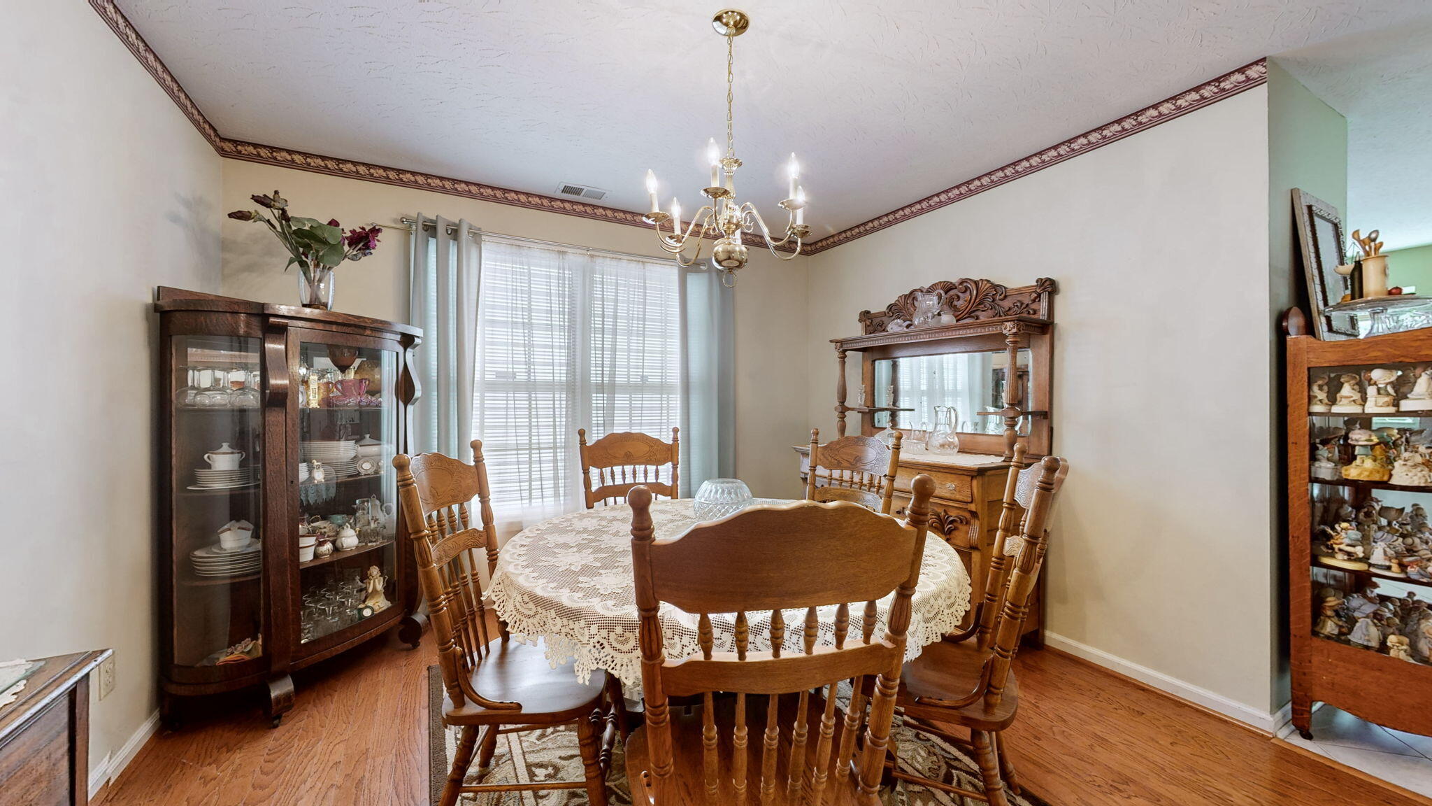 532 Hadlow Street Lexington, KY 40503 - Photo 21 of 49 19-web-or-mls-532 Hadlow St Lexington KY