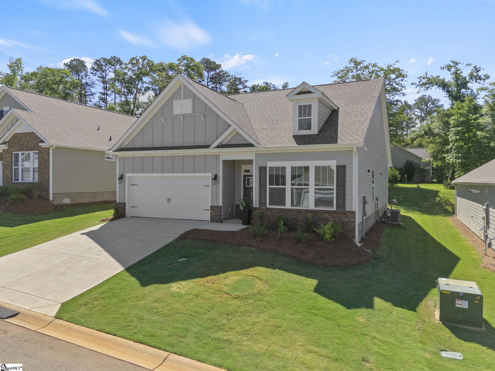1831 Wabash Place Boiling Springs, SC 29316 - Photo 2 of 32