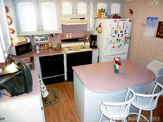 1781 Lane Road Mount Holly, NC 28120 - Photo 5 of 13 Gallery Image 5