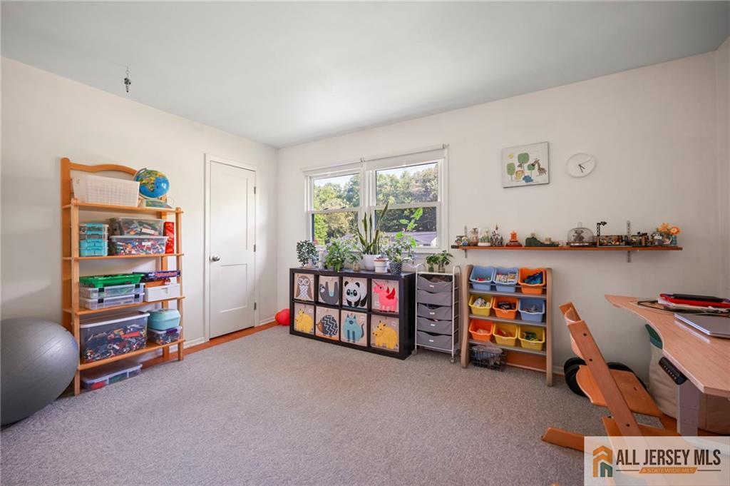 15 Kings Road East Brunswick, NJ 08816 - Photo 17 of 44 Gallery Image 17