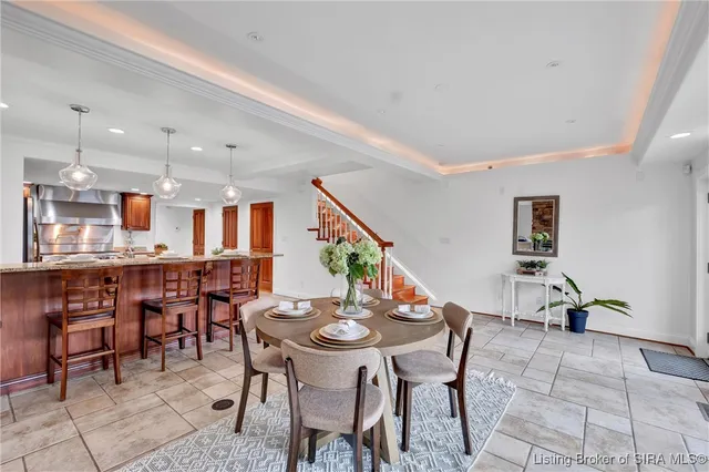 $549,000 | 606 West Riverside Drive, Jeffersonville, IN 47130