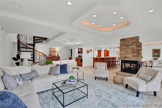 $549,000 | 606 West Riverside Drive, Jeffersonville, IN 47130