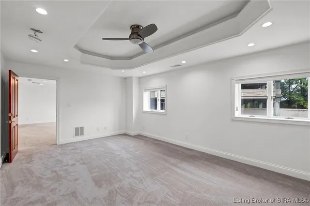 $549,000 | 606 West Riverside Drive, Jeffersonville, IN 47130