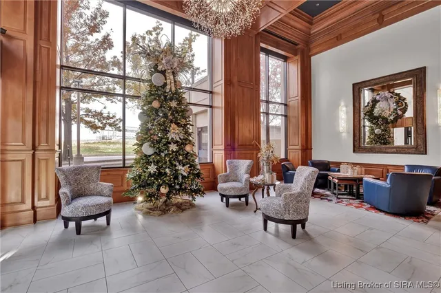 $549,000 | 606 West Riverside Drive, Jeffersonville, IN 47130