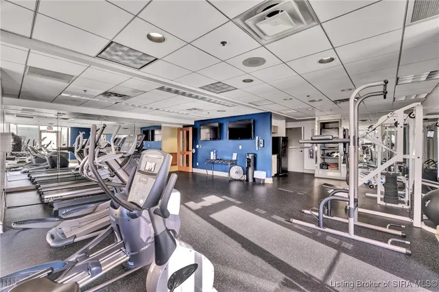 $549,000 | 606 West Riverside Drive, Jeffersonville, IN 47130