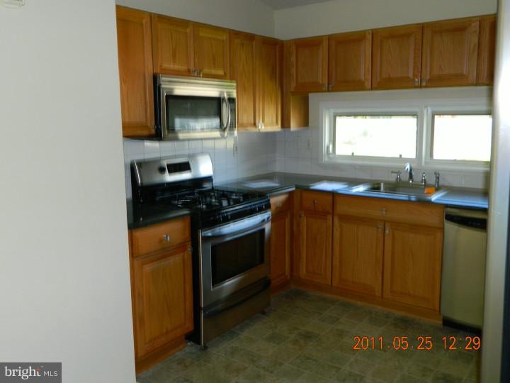 428 Haywood Road Ambler, PA 19002 - Photo 5 of 12 Gallery Image 5