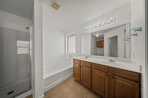 $290,000 | 9216 White Swan Place, Fort Worth, TX 76177