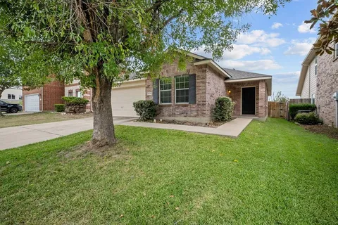 $290,000 | 9216 White Swan Place, Fort Worth, TX 76177