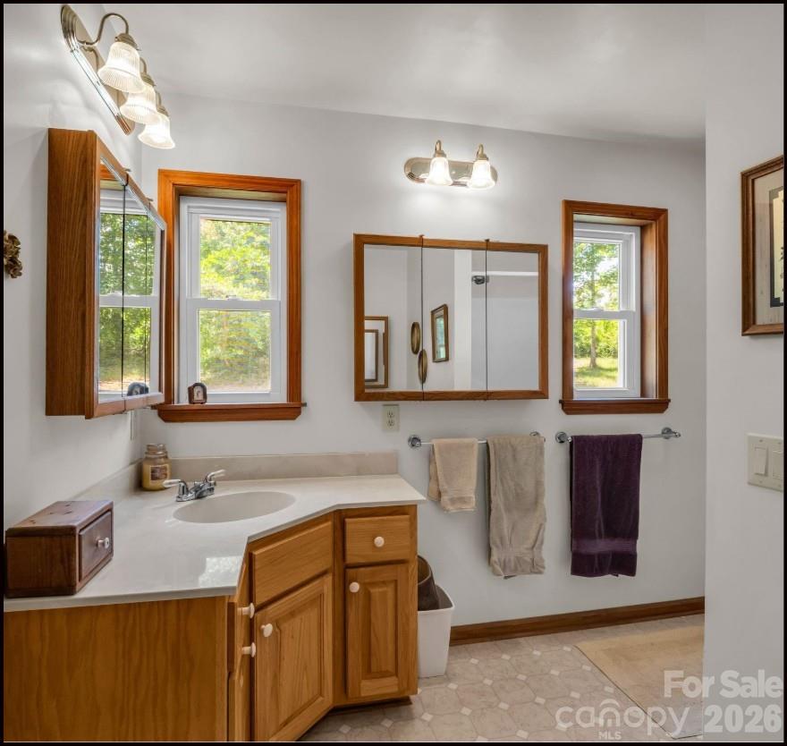 1943 Landrum Road Columbus, NC 28722 - Photo 17 of 32 Gallery Image 17