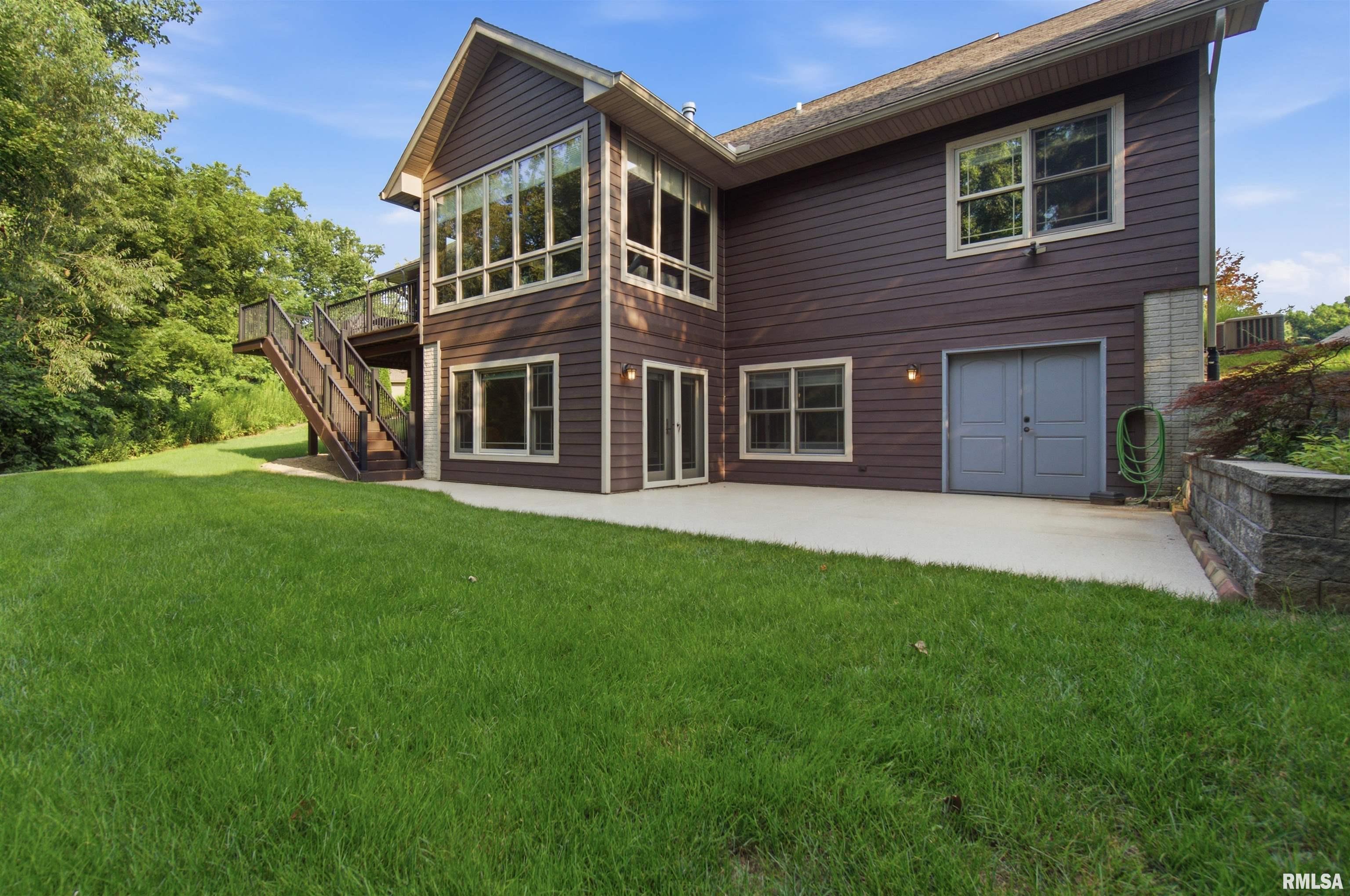 1841 Autumn Ridge Washington, IL 61571 - Photo 3 of 36 Gallery Image 3