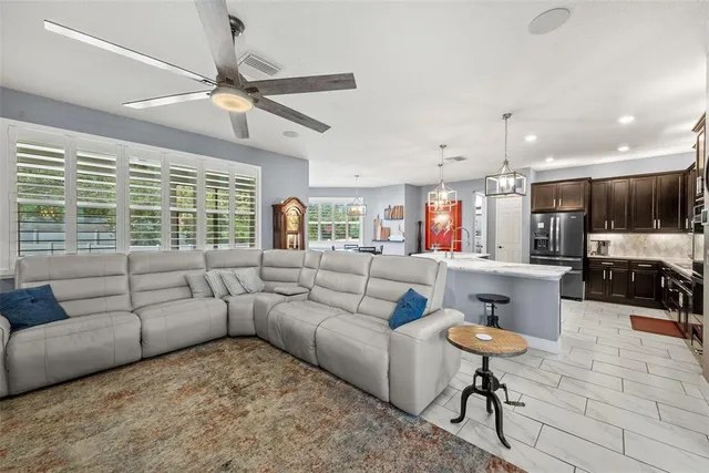 $530,000 | 514 Valri Park Drive, Valrico, FL 33594