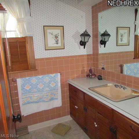 9188 Navarre Road Southwest Navarre, OH 44662 - Photo 9 of 23 Gallery Image 9