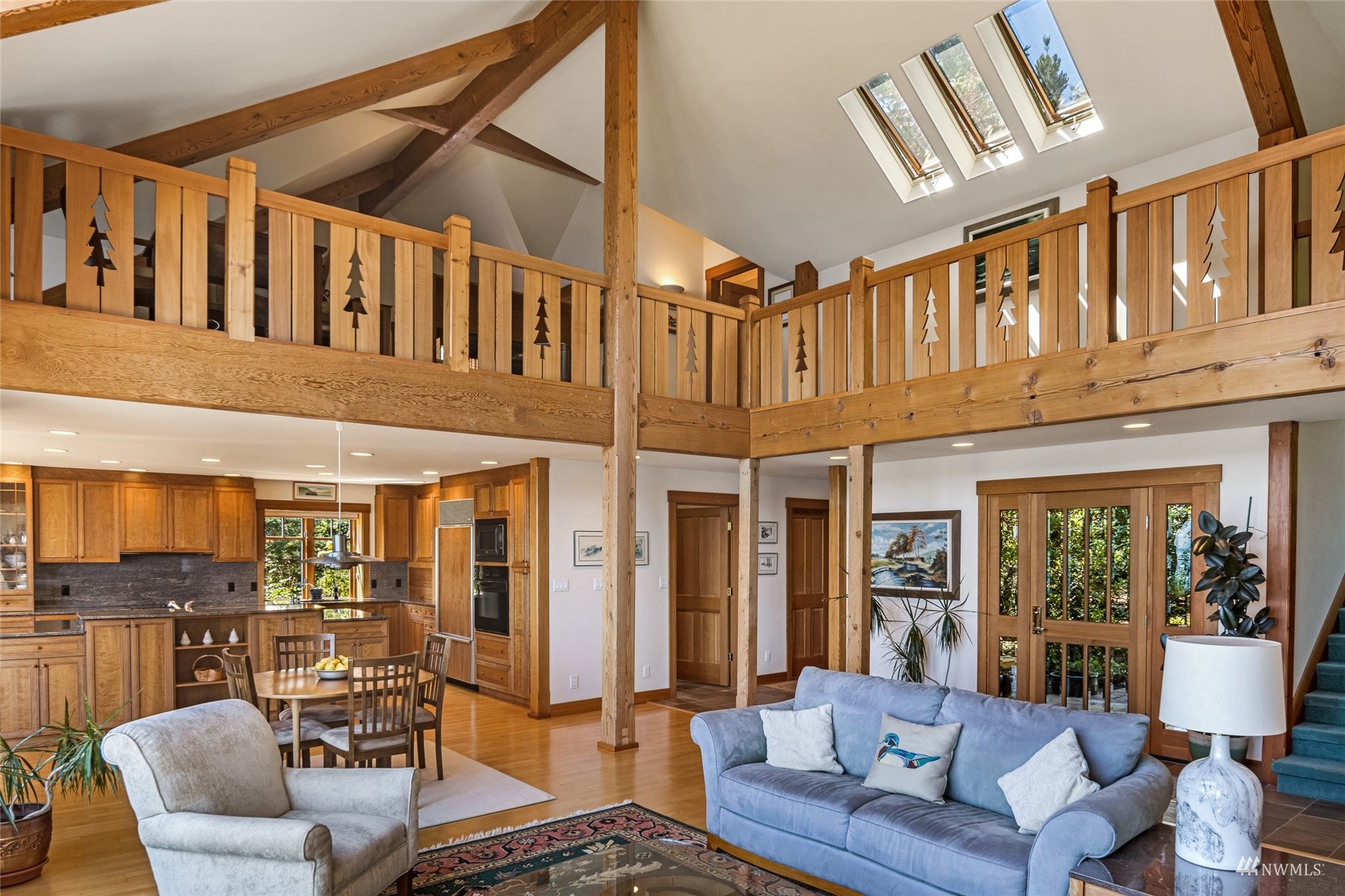3209 Pear Point Road Friday Harbor, WA 98250 - Photo 16 of 40 a living room with furniture