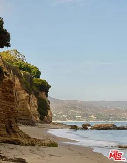 $2,495,000 | 6 Paradise Cove Road, Malibu, CA 90265