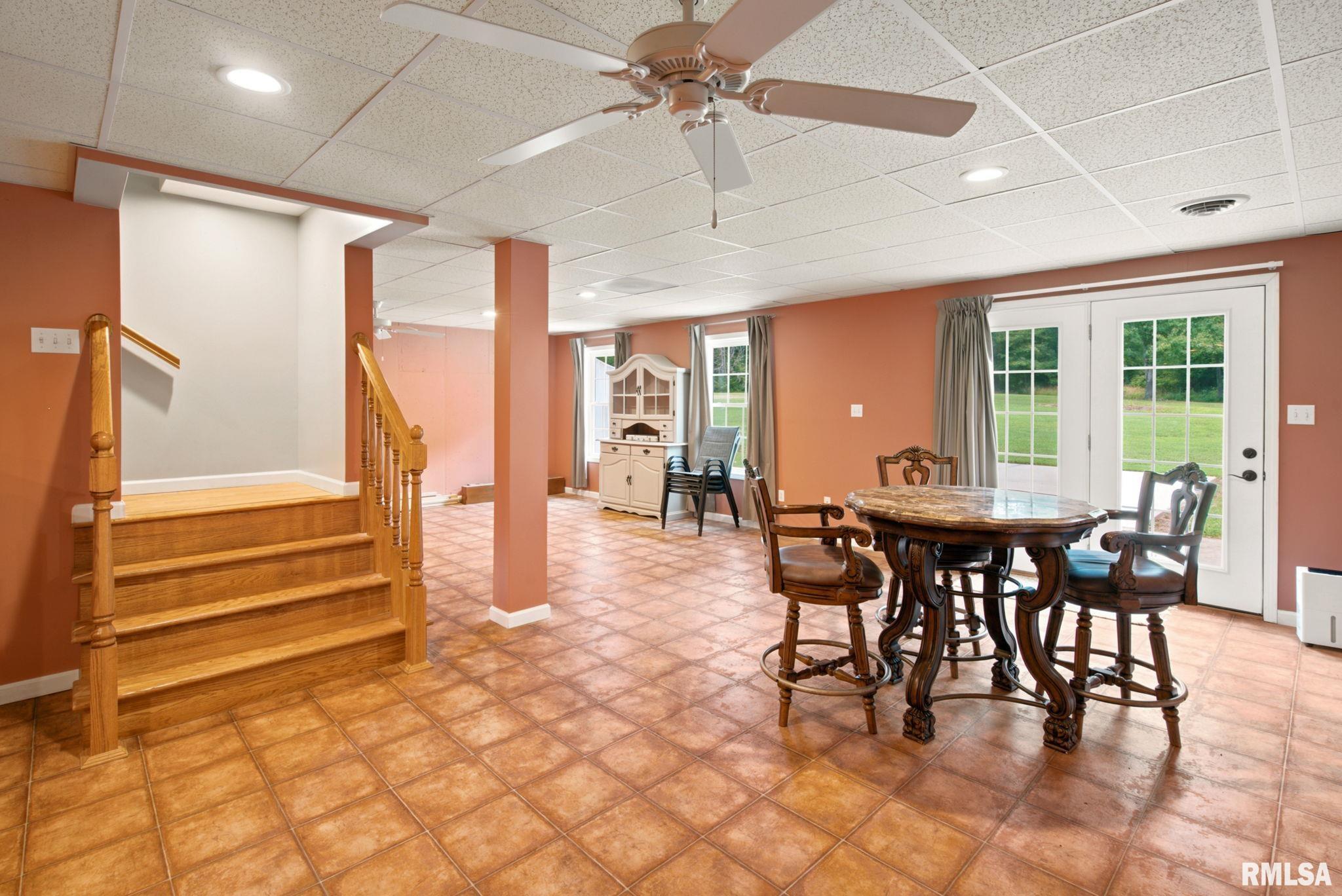 13236 Edwards Road Pittsburg, IL 62974 - Photo 19 of 34